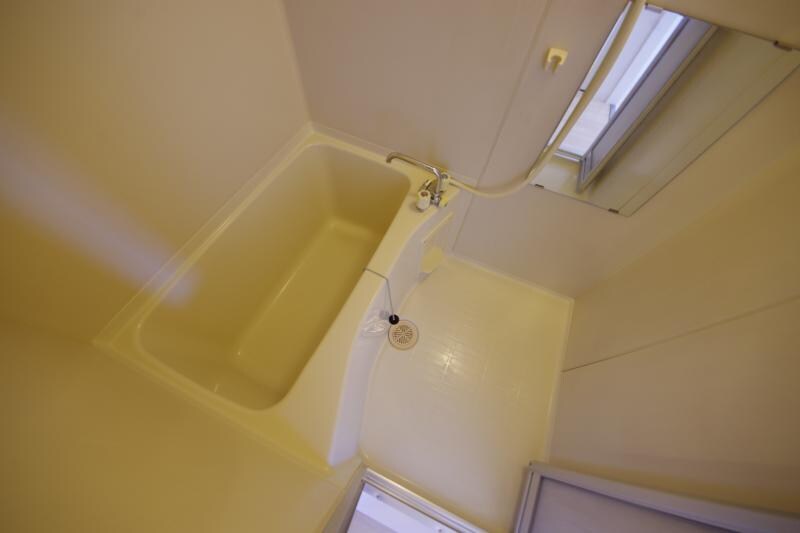 物件内観写真7　(落ち着いた空間のお風呂です)