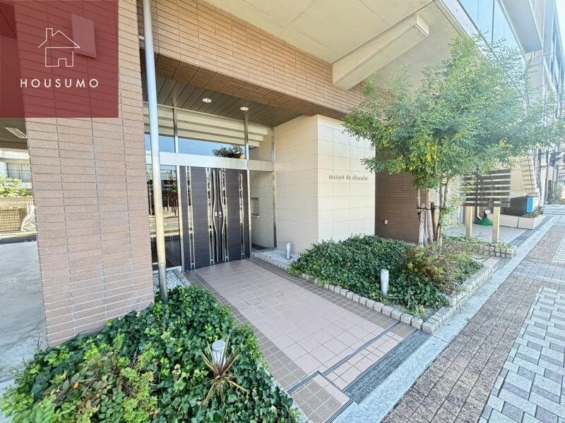 物件外観写真2　(毎日通るエントランスはこのようになっています)