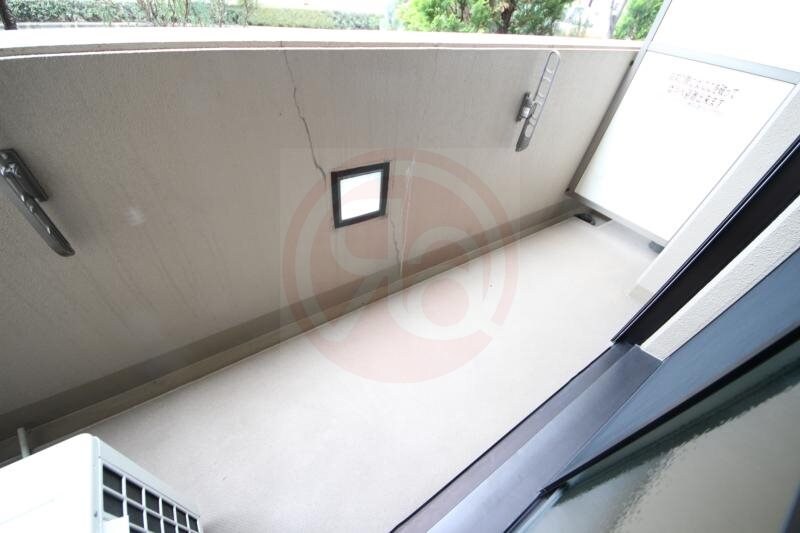 物件内観写真21　(暖かな日差しのふりそそぐバルコニー)