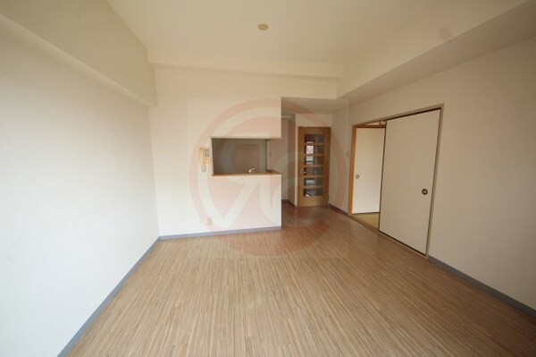 居室(使いやすい居間です)