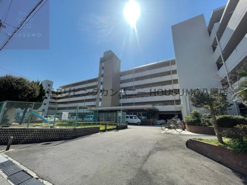 物件外観写真4　(外観もきれいです)