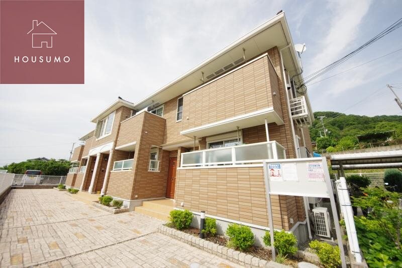 物件外観写真1　(外はこのようになっています)