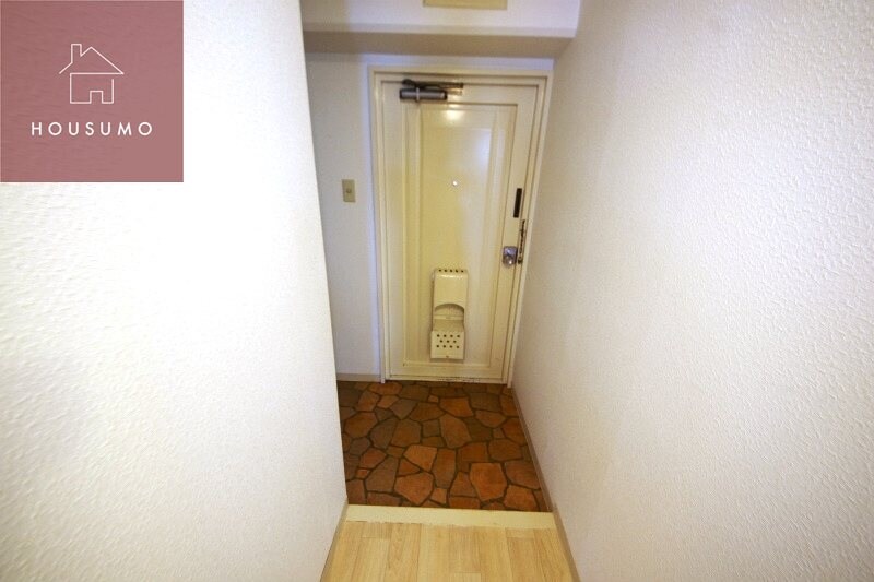 物件内観写真12　(落ち着いた玄関です)