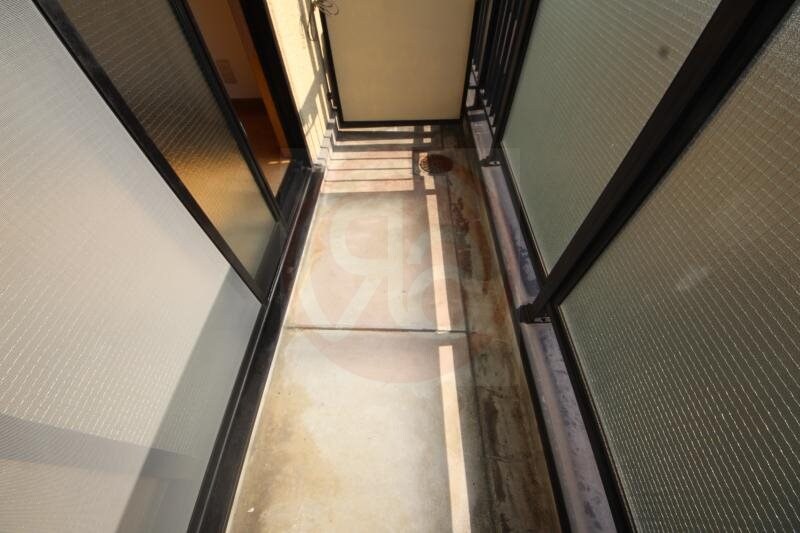 物件内観写真20　(暖かな日差しのふりそそぐバルコニー)