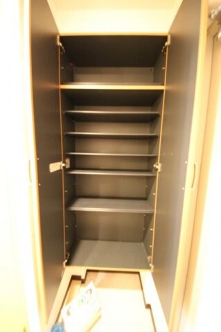 物件内観写真13　(大きなものも収納できそうです)