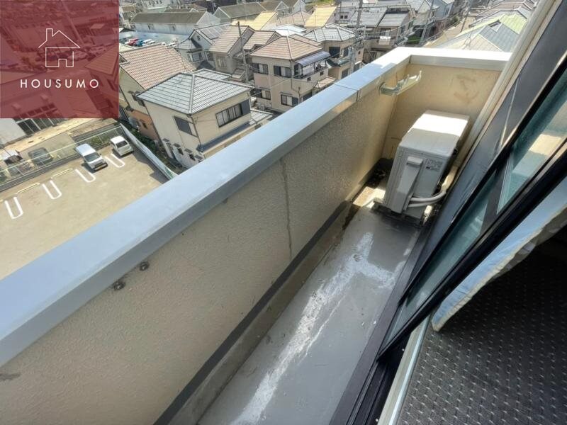 物件内観写真13　(広々としたバルコニーです)