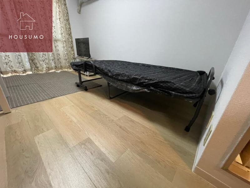 物件内観写真19　(明るい色調の室内です)