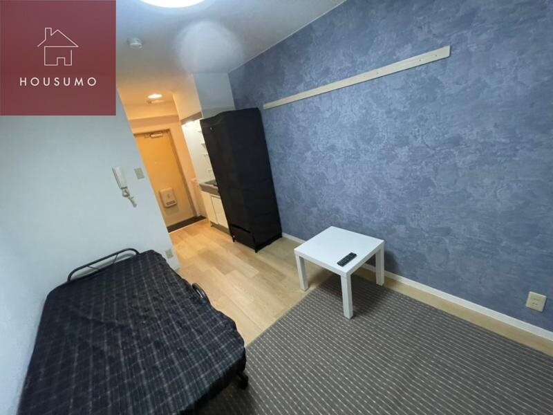 物件内観写真22　(明るい色調の室内です)