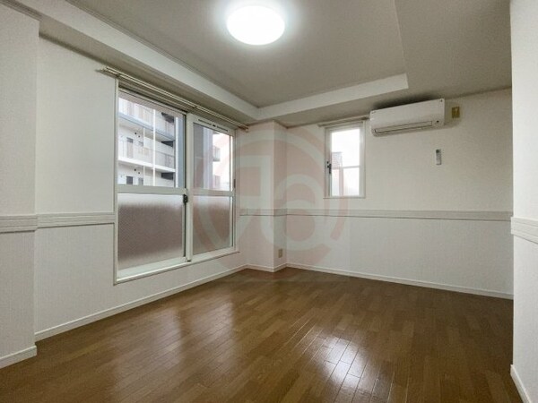 居室(ゆったりとしたリビングです)