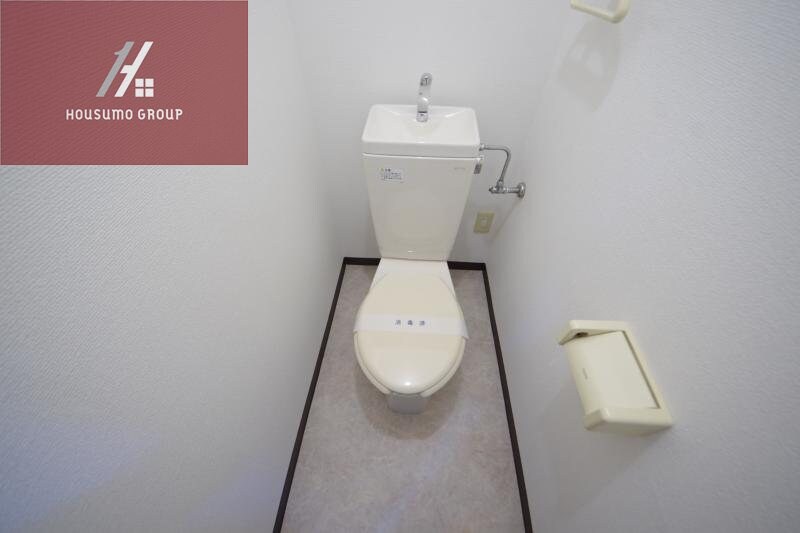 物件内観写真10　(シンプルで使いやすいトイレです)