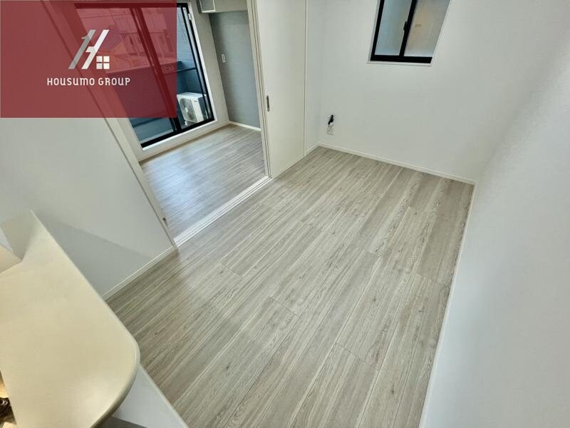 物件内観写真3　(ゆったり過ごせる居間です)