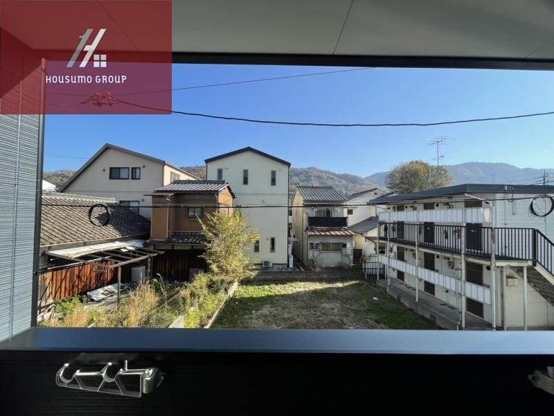 物件内観写真12　(外からの目が気にならないバルコニーで洗濯物が干せます)