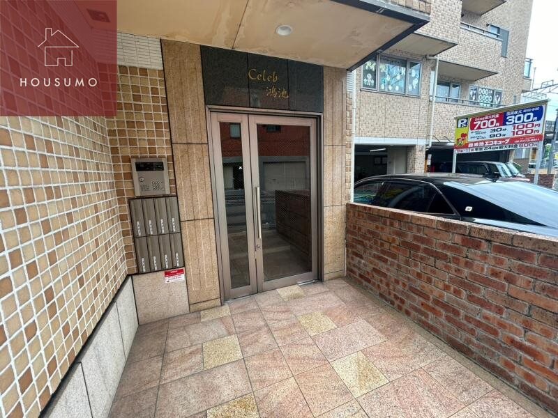 物件外観写真2　(建物の内部です)