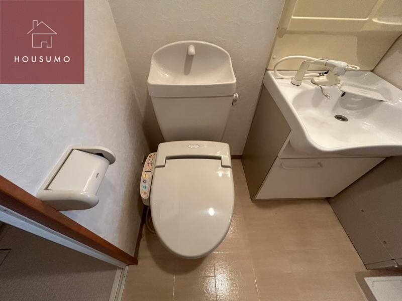 物件内観写真9　(トイレも気になるポイント)