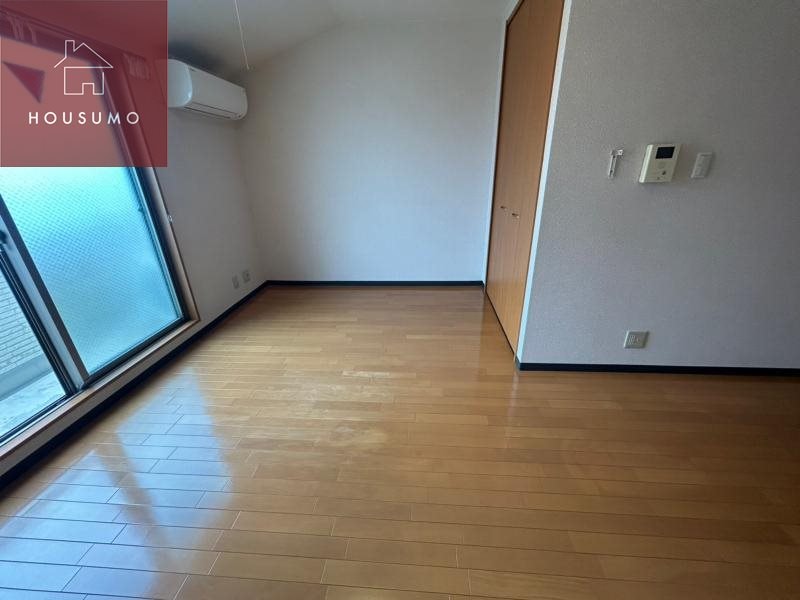 物件内観写真21　(ゆったりした洋室です)