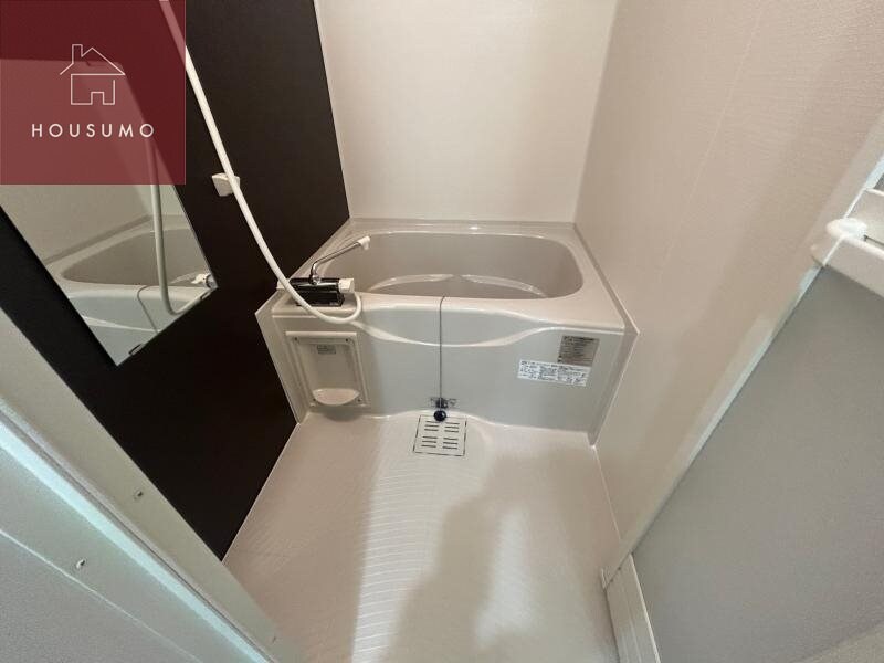 物件内観写真8　(きれいなお風呂です)