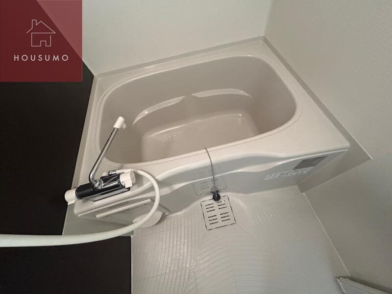 物件内観写真18　(コンパクトで使いやすいお風呂です)