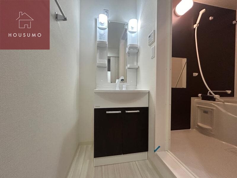 物件内観写真19　(独立洗面化粧台付き)