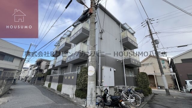 物件外観写真3　(外観もきれいです)