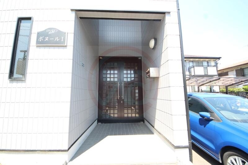 物件外観写真2　(毎日通るエントランスはこのようになっています)