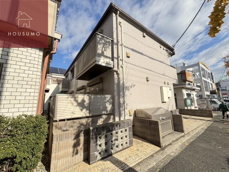 物件外観写真3　(外観もきれいです)