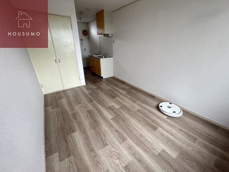 物件内観写真23　(明るい洋室です)