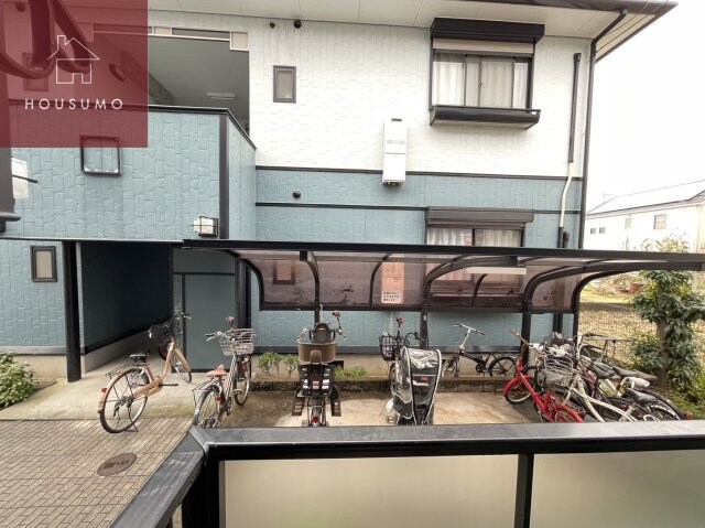 物件内観写真12　(広々とした洋室です)