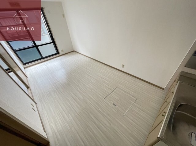 物件内観写真18　(ゆったりとした空間のトイレです)