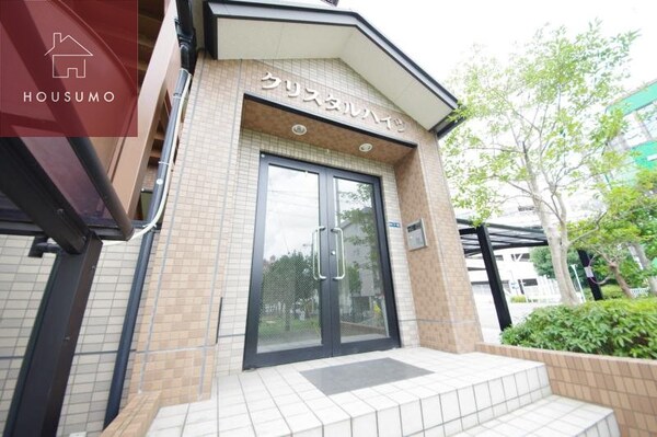 エントランス(建物の内部です)