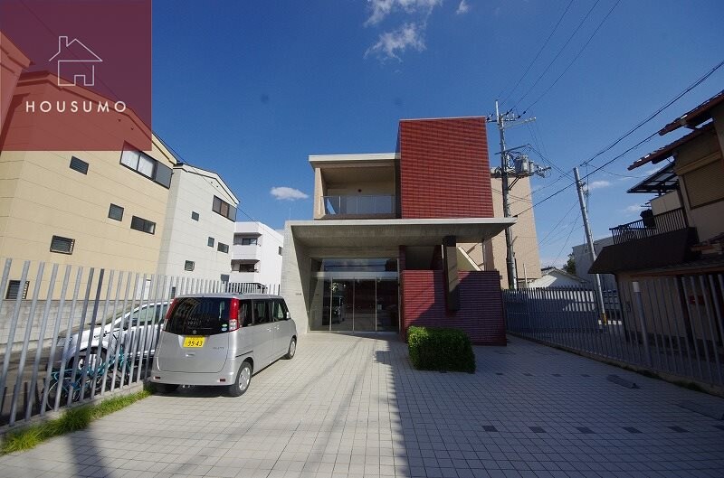 物件外観写真3　(外観もきれいです)