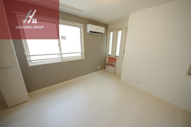 物件内観写真18　(明るい室内です)