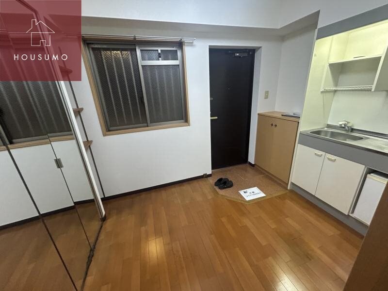 物件内観写真5　(ゆったり過ごせるリビングです)