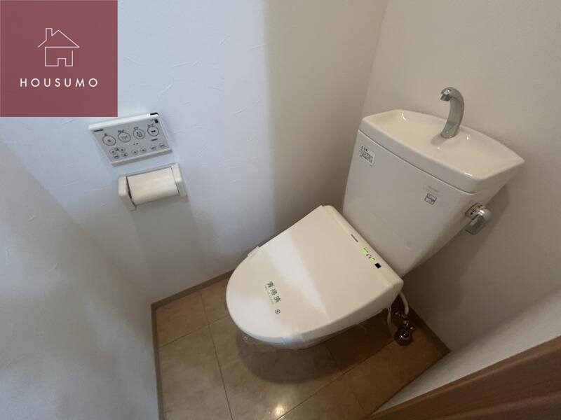 物件内観写真9　(落ち着いたトイレです)