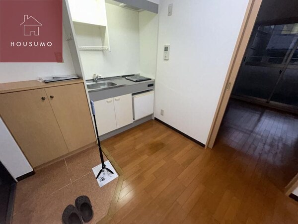 居室(おしゃれなリビングです)