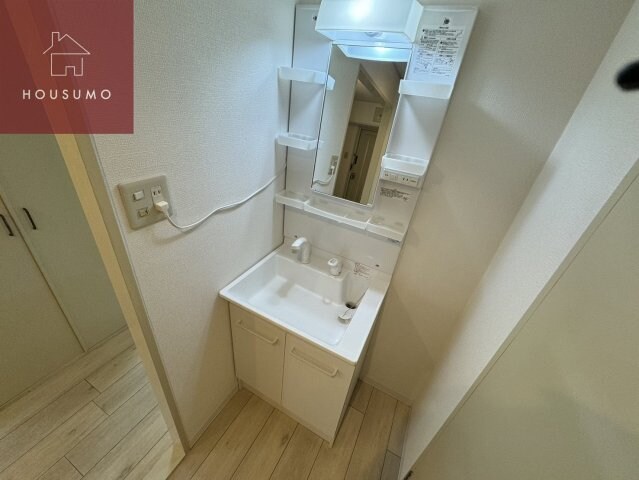 物件内観写真24　(独立洗面化粧台付き)