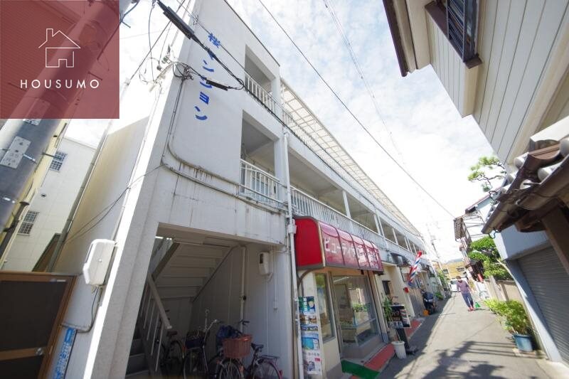 物件外観写真4　(外観もきれいです)