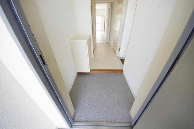 物件内観写真9　(玄関です)