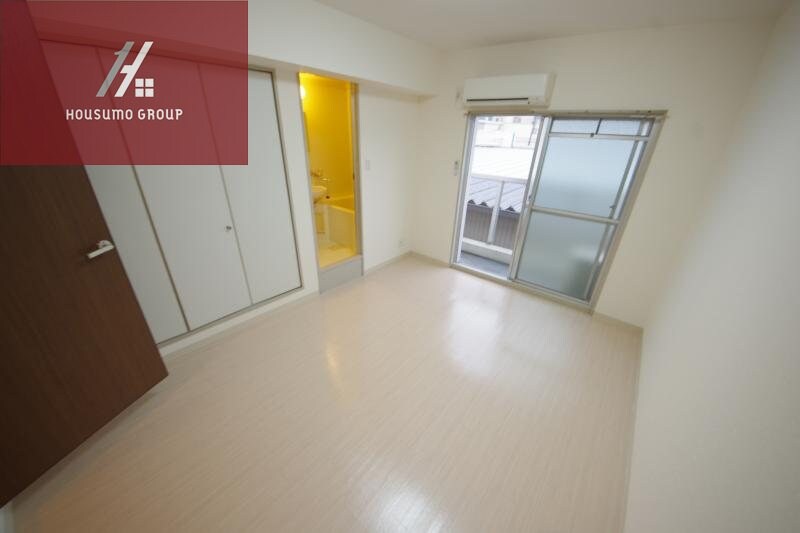 物件内観写真4　(使いやすい居間です)