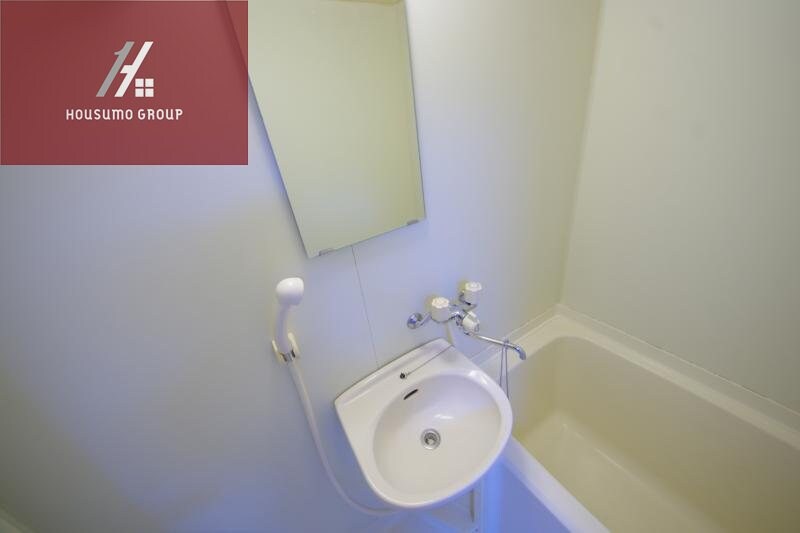 物件内観写真9　(使いやすい洗面所です)