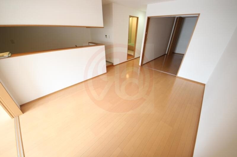 物件内観写真4　(ゆったり過ごせる居間です)