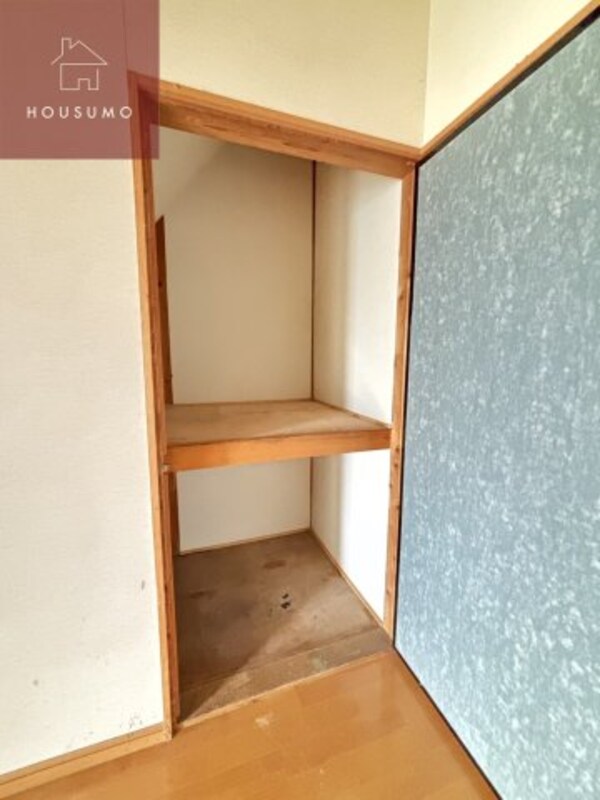 収納(こまごまとしたものを収納できそうですね)