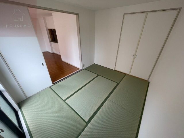 物件内観写真23　(日本らしい落ち着いた雰囲気の和室です)