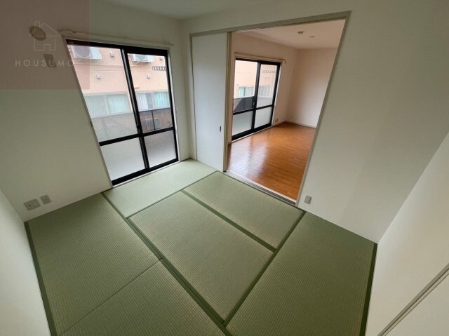 物件内観写真25　(日本らしい落ち着いた雰囲気の和室です)