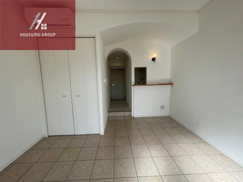 物件内観写真18　(ゆったり過ごせる居間です)