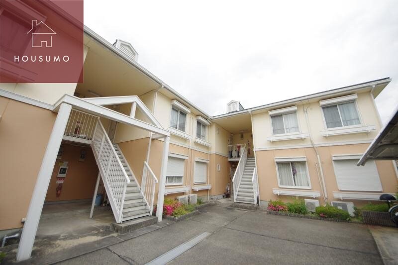 物件外観写真1　(外はこのようになっています)