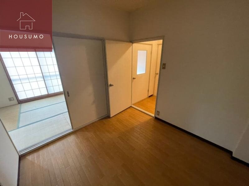 物件内観写真26　(ゆったりした洋室です)