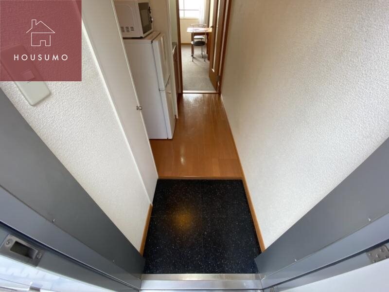 物件内観写真9　(きれいな玄関です)