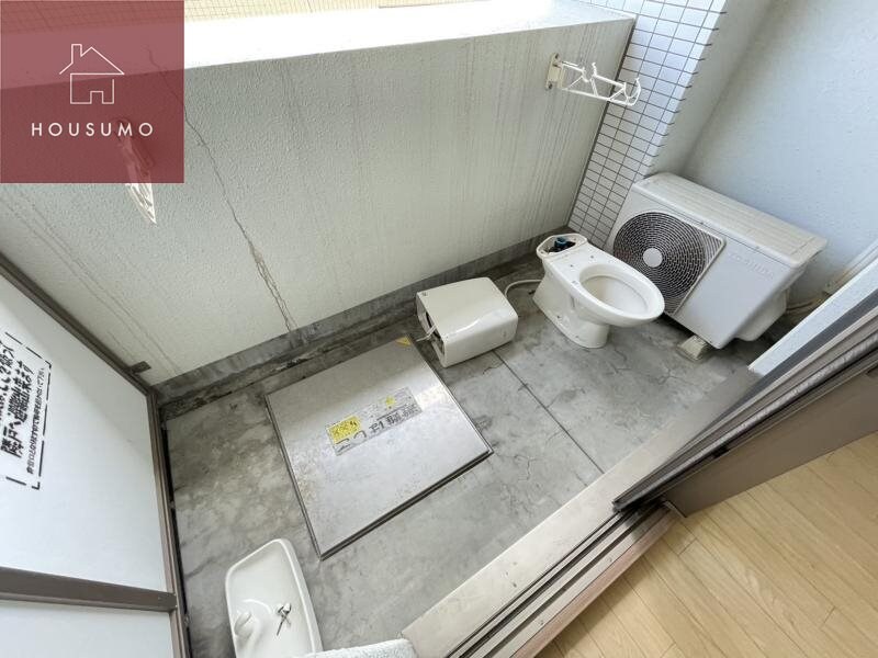 物件内観写真14　(バルコニーがあります)