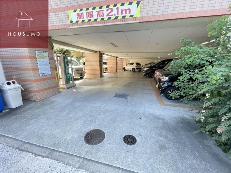 物件外観写真4　(駐車場があります)