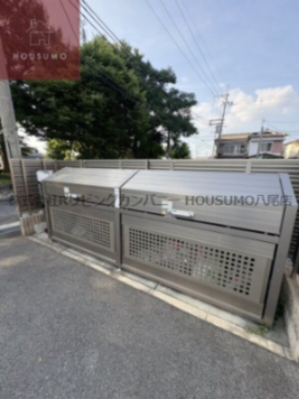駐車場(駐車スペースもあります)